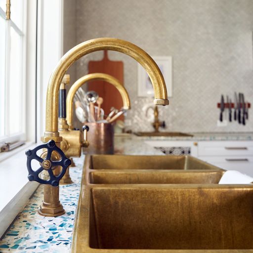 Vetrazzo Countertops Add Playfulness and Elegance to an Island Retreat